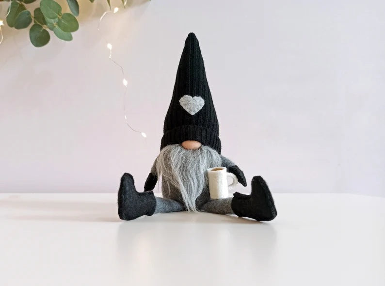 Faceless Wonder Knitted Dolly